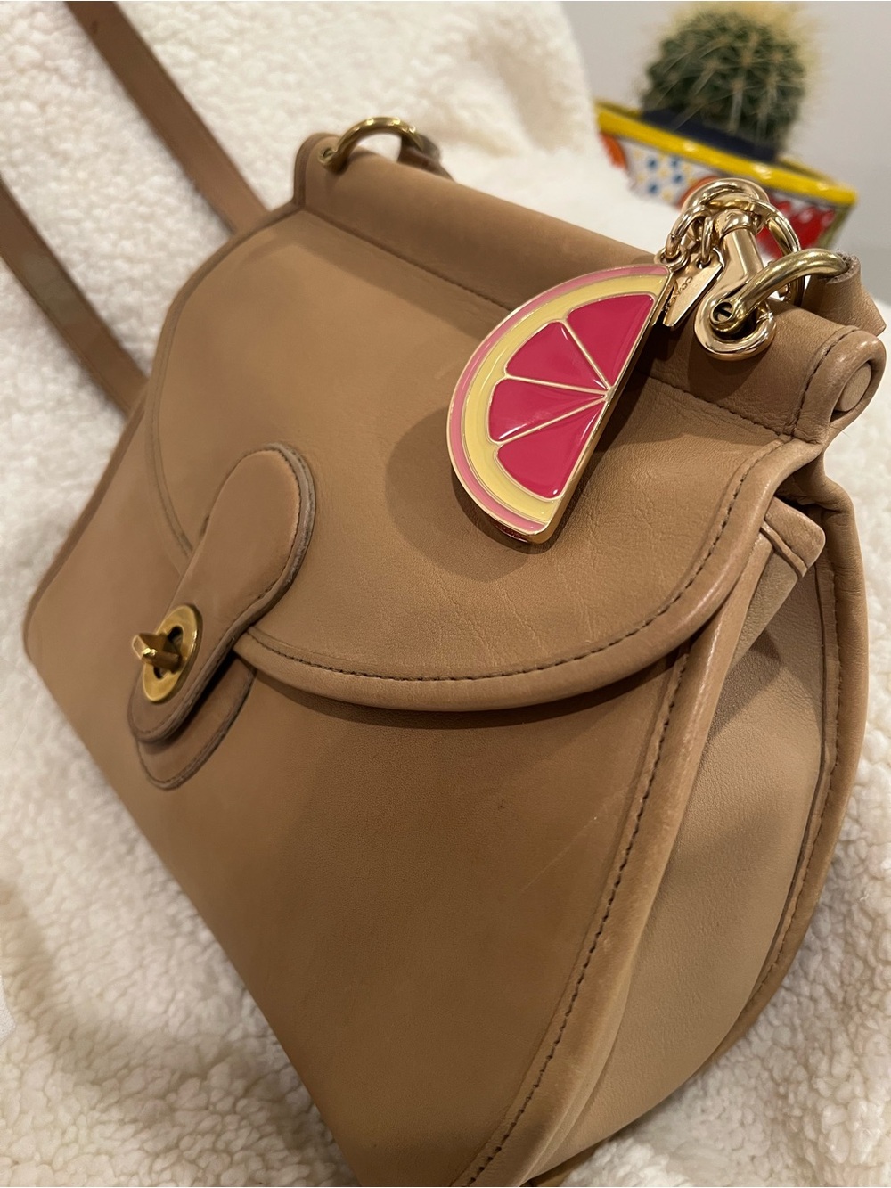 Coach Logan 9907 Style CamelLeather Vintage Bag - Picture 2 of 16